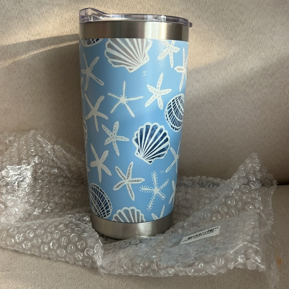 NEW Lug Guzzle Tumbler in Seashell Light Blue 🐚 - Picture 3 of 9